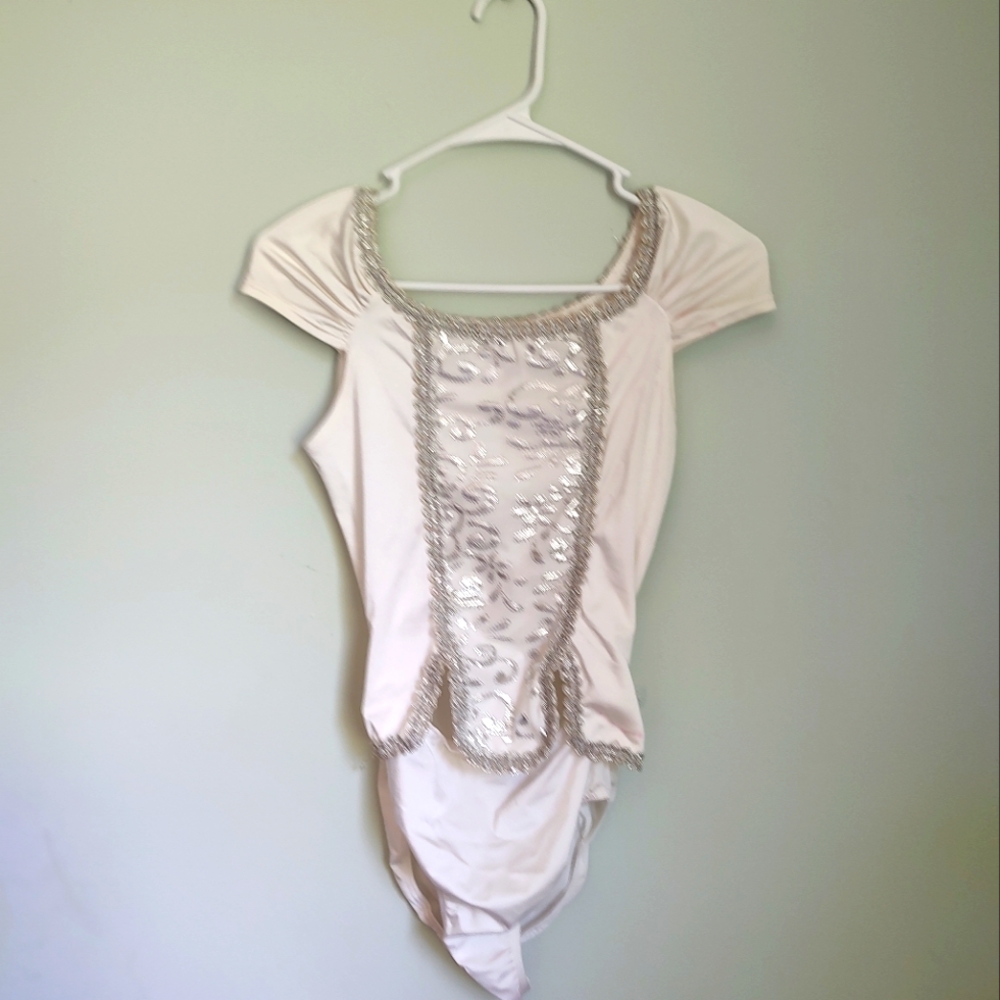 Ballet leotard with tutu